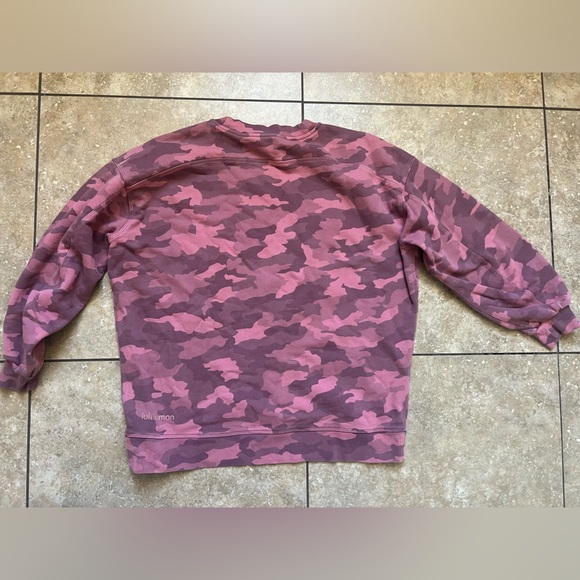 Lululemon Perfectly Oversized Crew
Heritage 365 Camo Brier Rose Multi - Picture 7 of 8